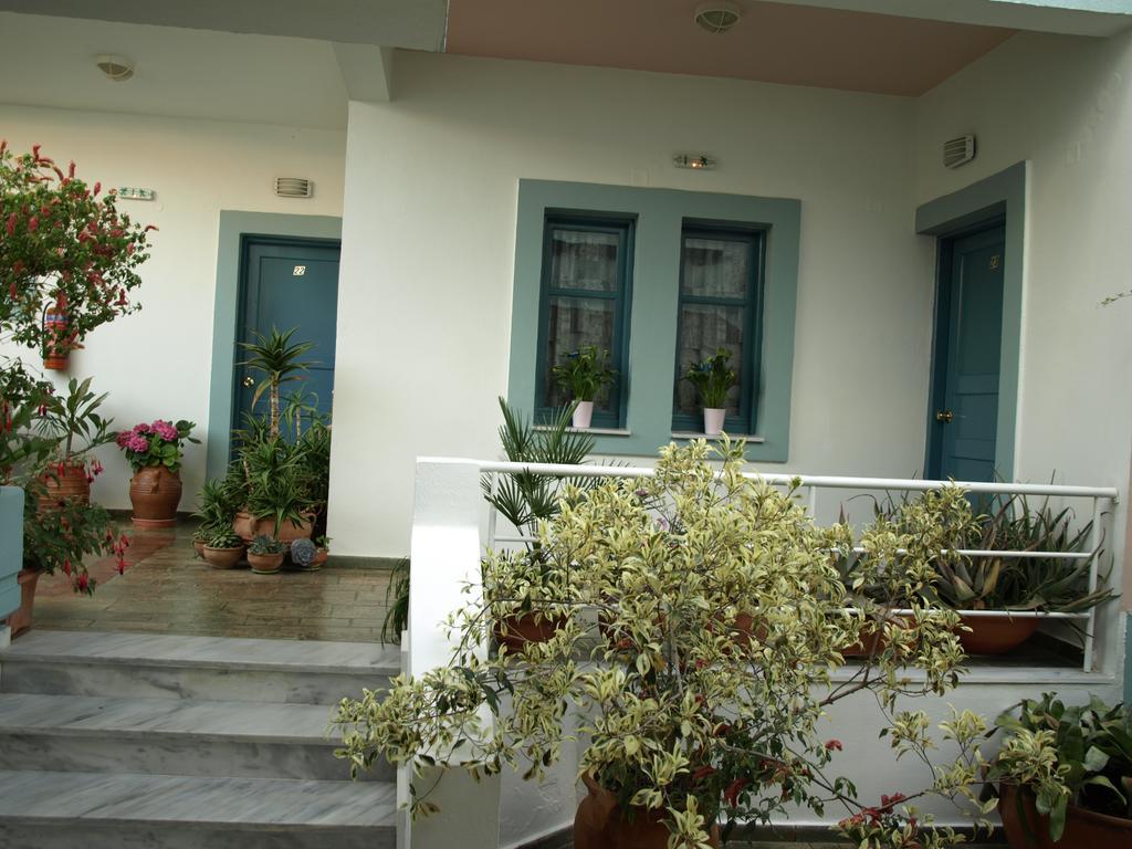 Hotel Kleopatra Stalós Exterior foto